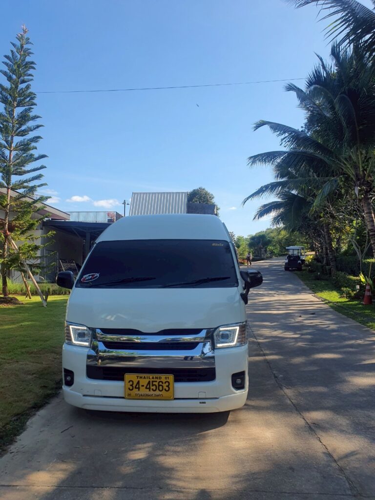 LINE_ALBUM_รูปรถ_250501_30