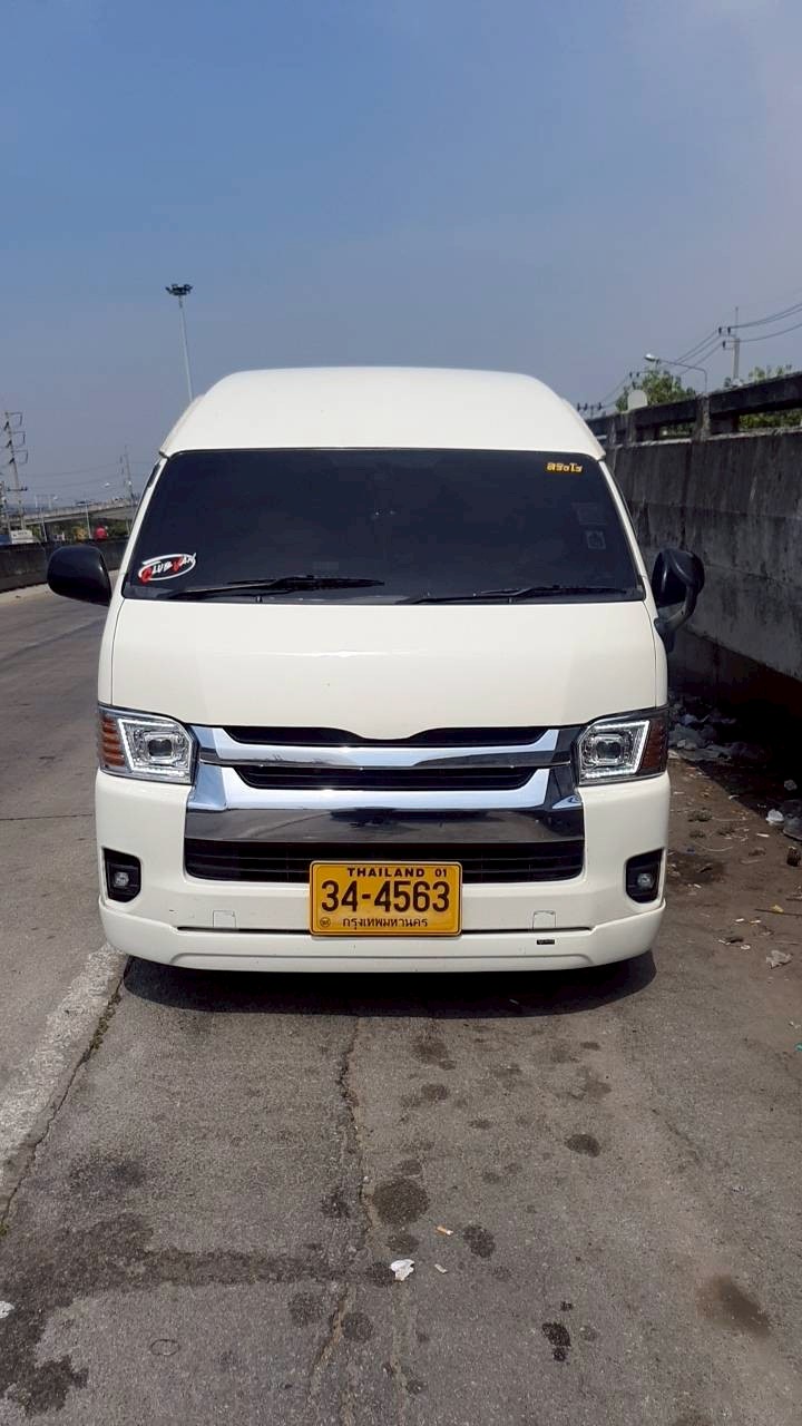 LINE_ALBUM_รูปรถ_250501_34